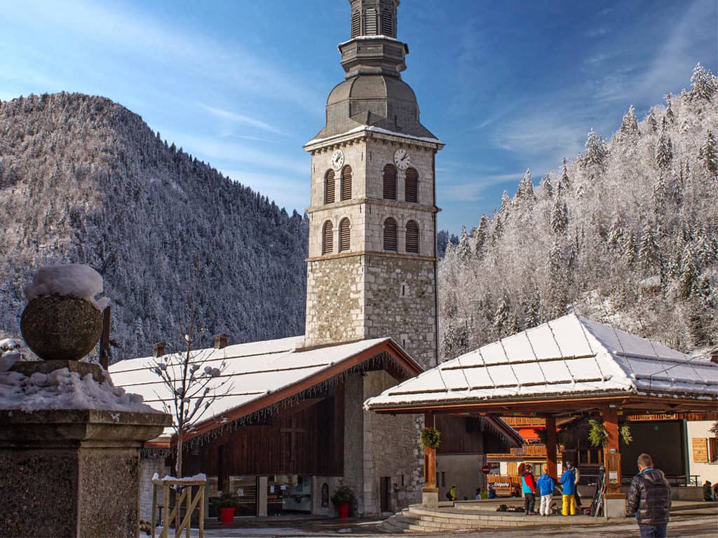 Church in centre of La Clusaz