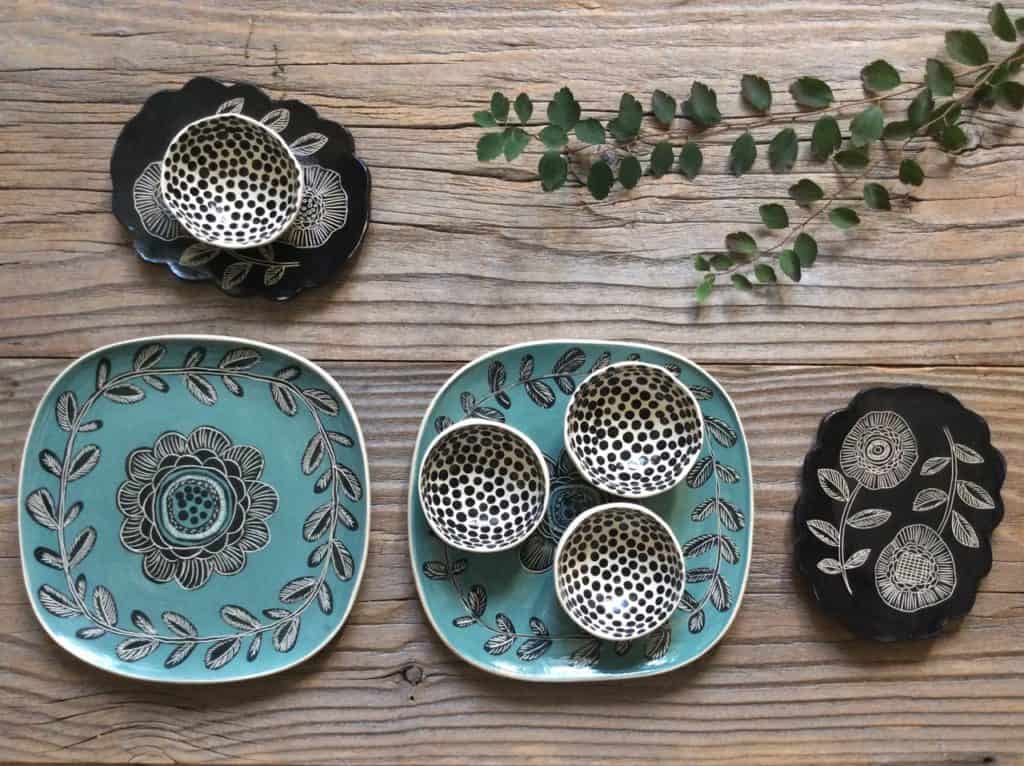 Decorative ceramic plates and bowls from Atelier Polkadot