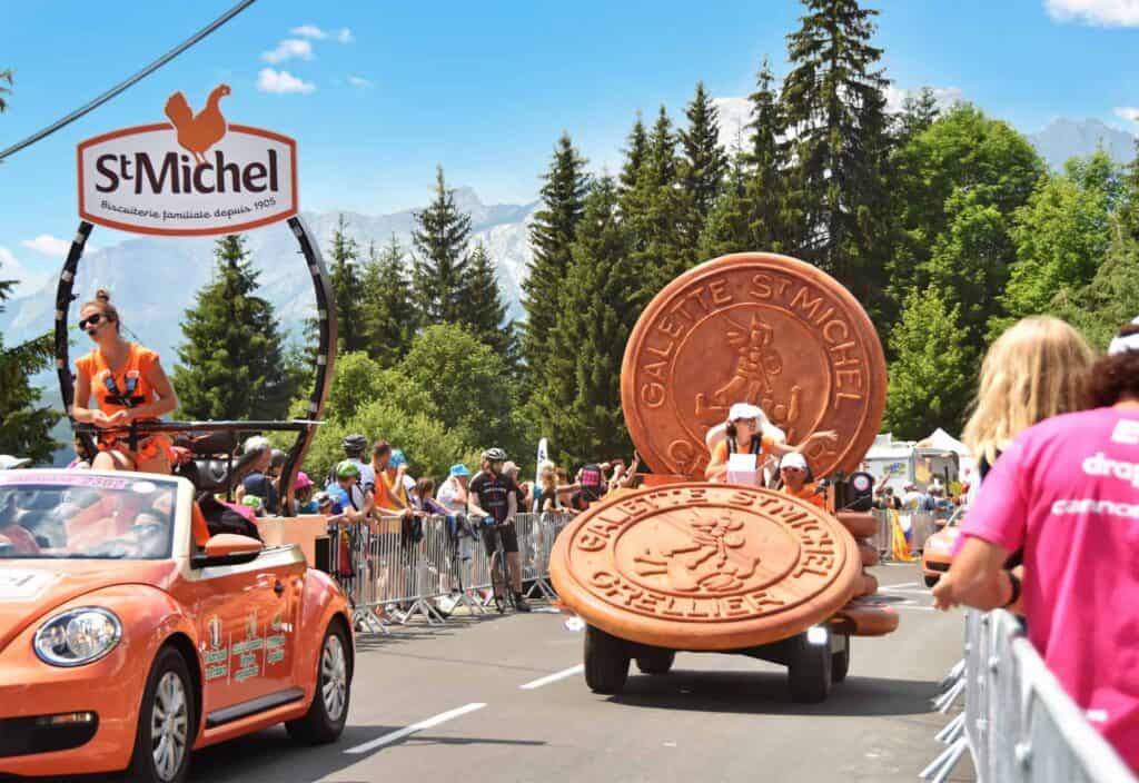 he caravan is a bonkers display promotional floats, all throwing samples of their products into the crowd, ranging from chocolates to keyrings to clothes detergent! Some are a better catch than others! - Photo credit: Andrew Goodman