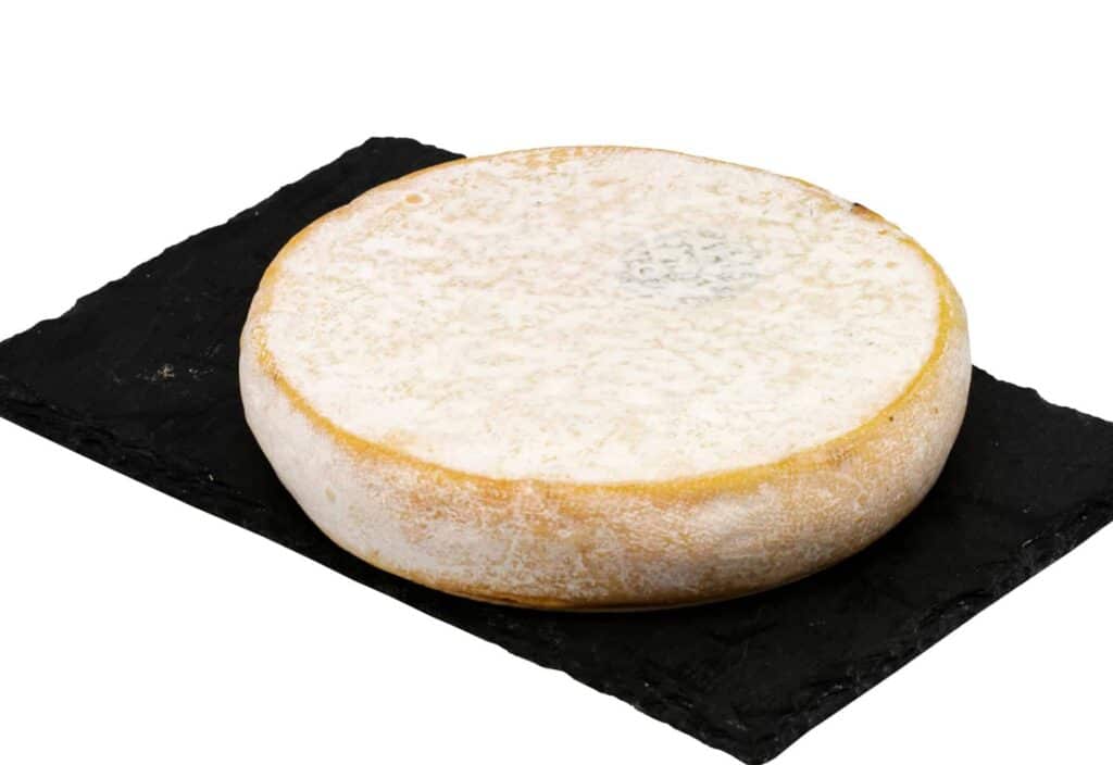 Reblochon cheese for tartiflette recipe