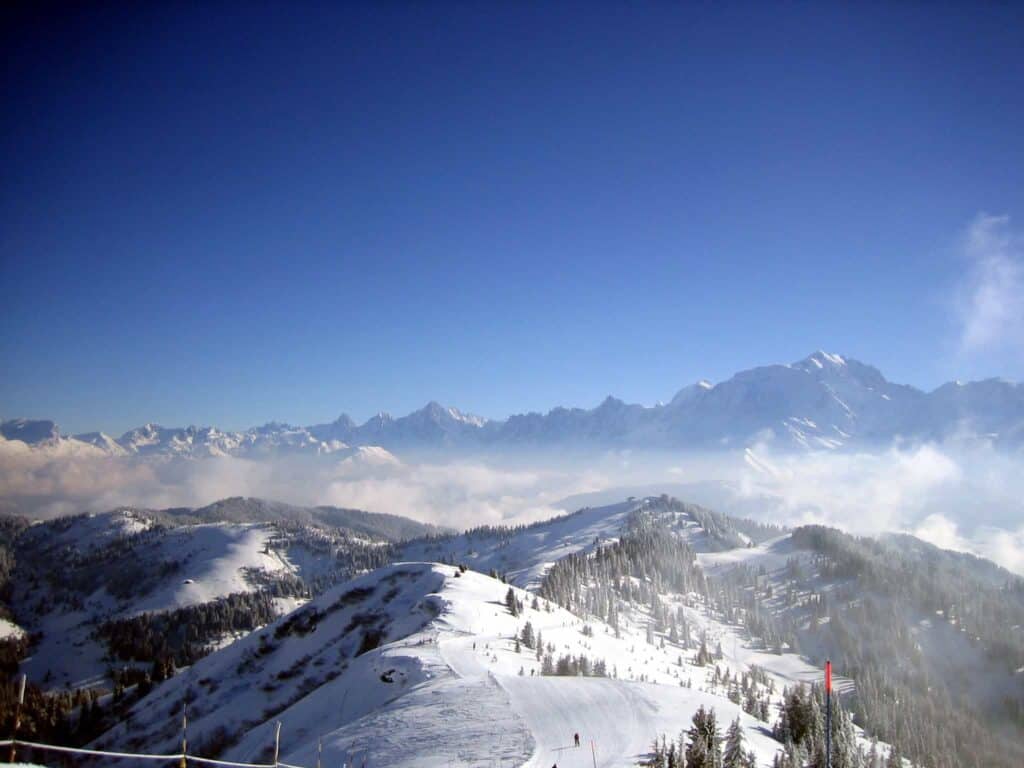 Views of the Aravis from the Tête de Torraz