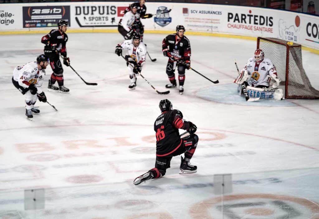 A game of ice hockey in Morzine