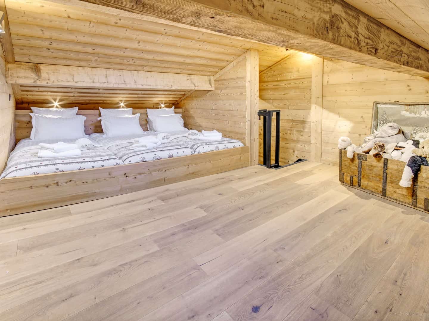 Cool kids' bedrooms: Three kids beds in a row at Chalet Charmar