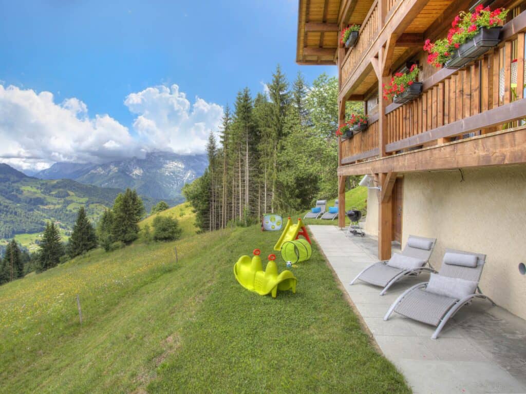 The sloping garden at Chalet de Paul et Marie