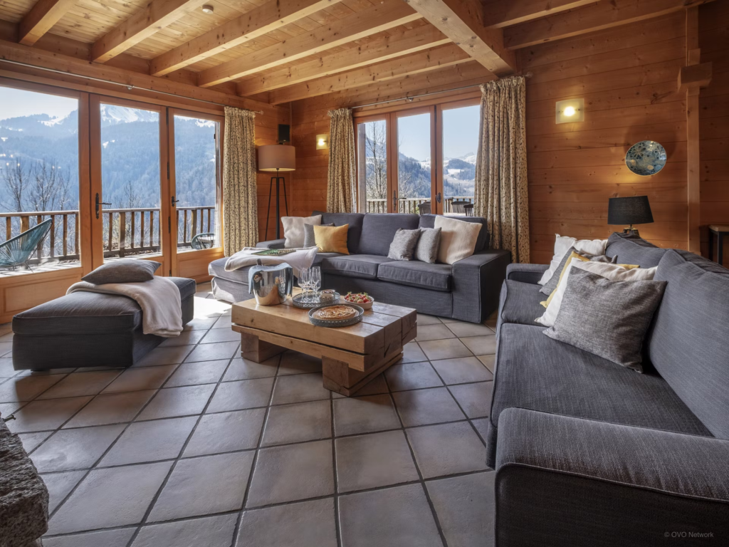 Cosy living room at Chalet Morclan