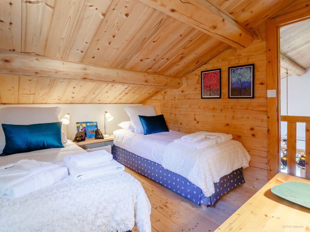 Chalet Joux Verte twin bedroom