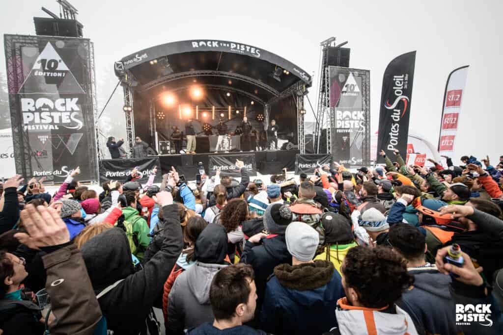 A crowd at Rock the Pistes