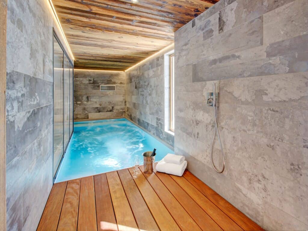 The indoor swim spa at Lodge Alta Clusa