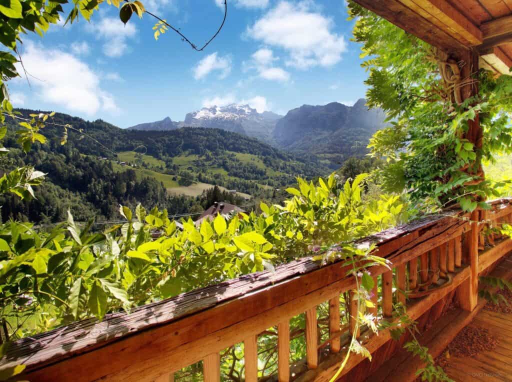 A sunny terrace with mountain view