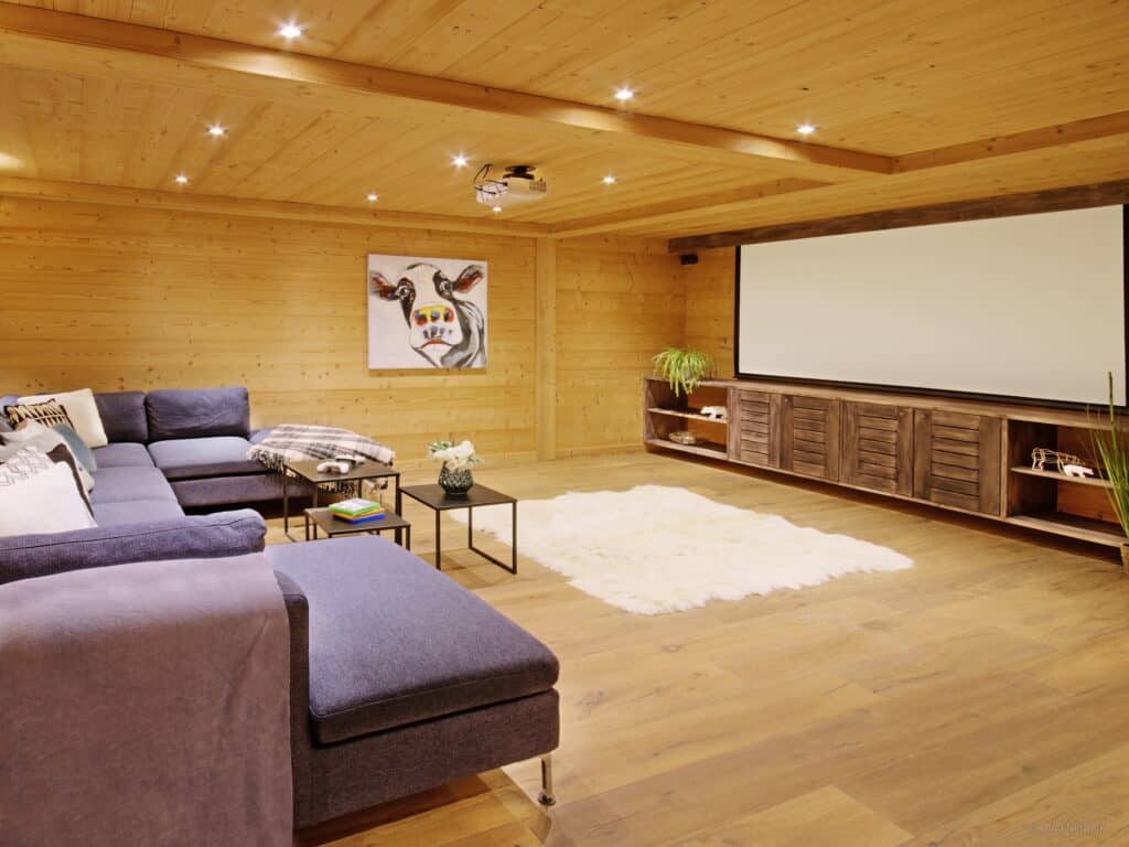The home cinema at La Grange à l'Ours