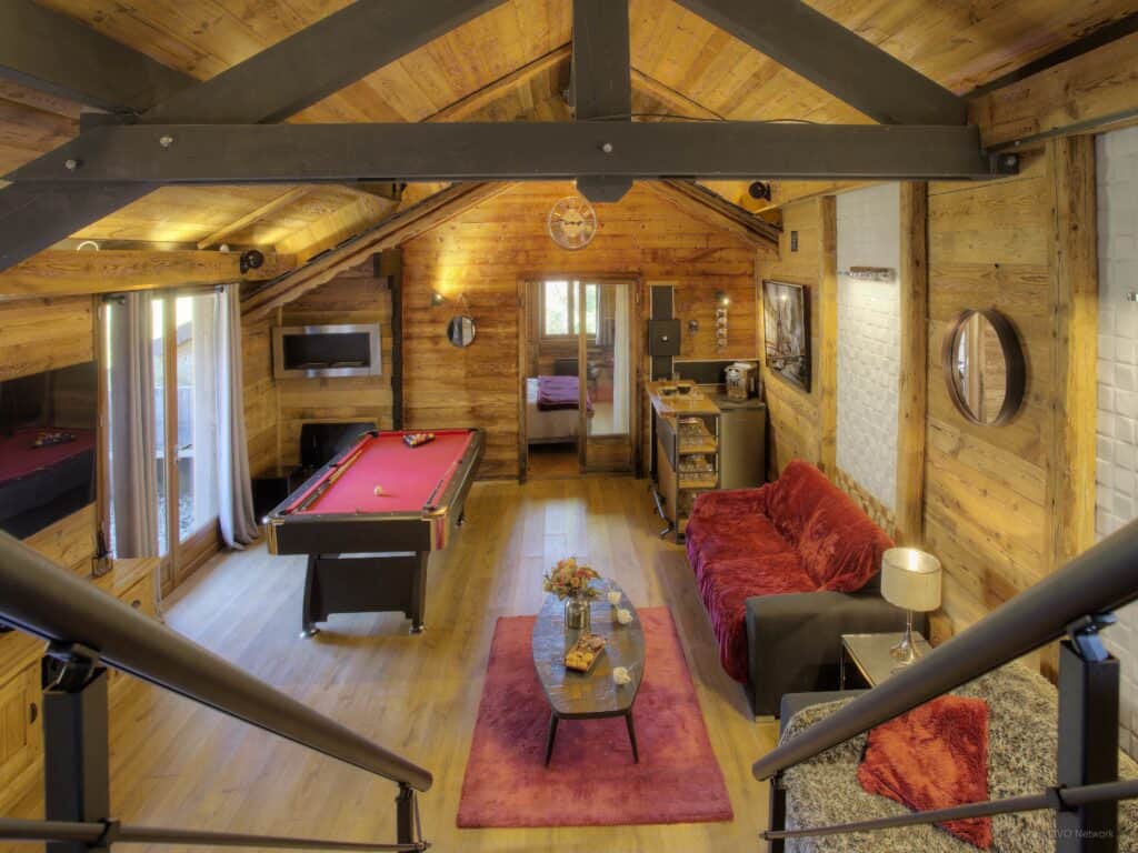 The games room at Chalet Kalyssia.