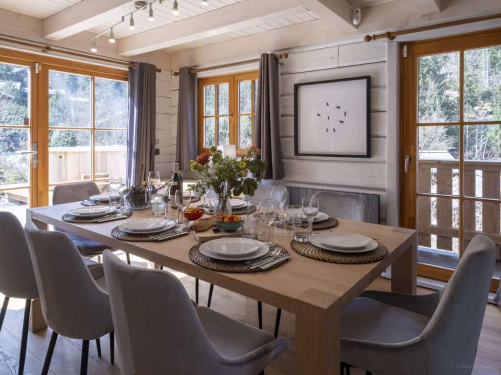 The dining room at Chalet Choquette