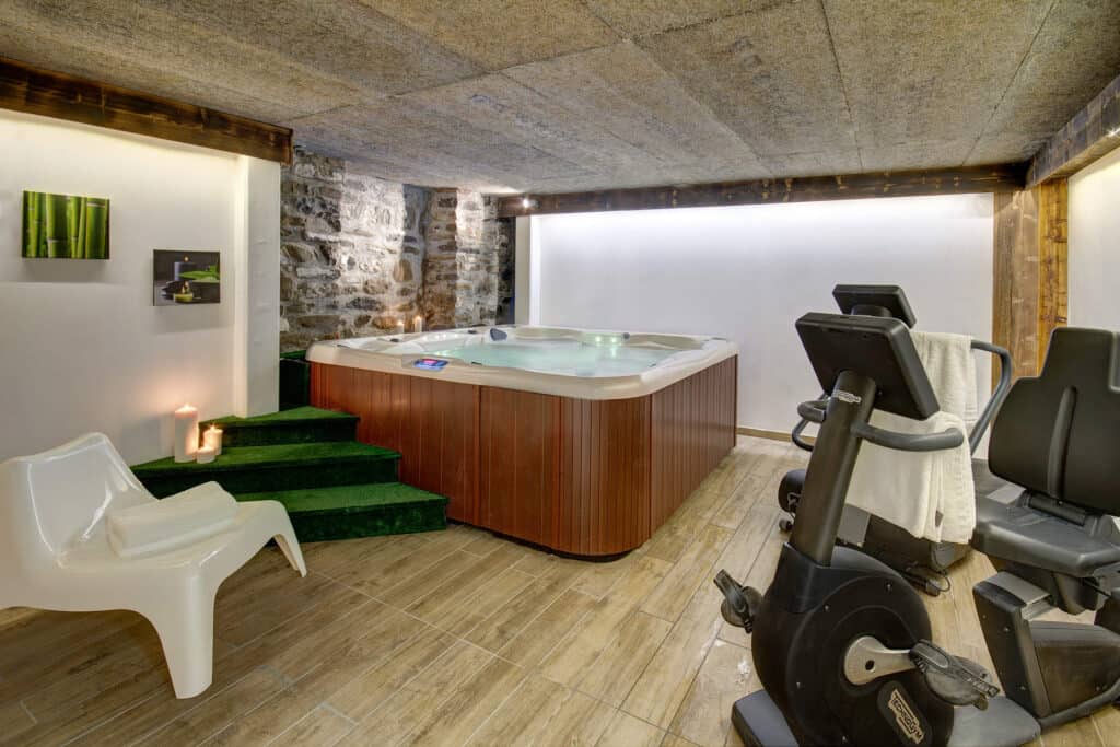 The hot tub and gym at The Loft